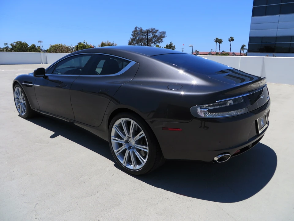 2010 Aston Martin Rapide - Image 14 of 31
