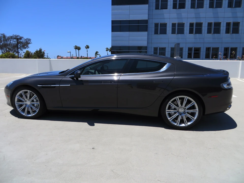 2010 Aston Martin Rapide - Image 19 of 31