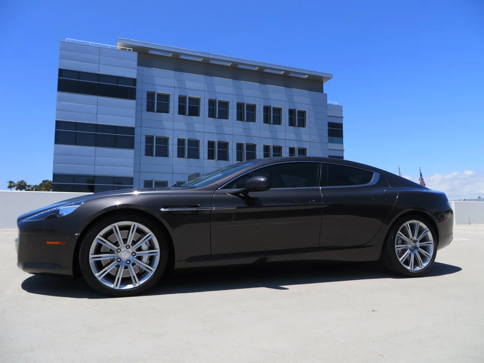 2010 Aston Martin Rapide - Image 21 of 31