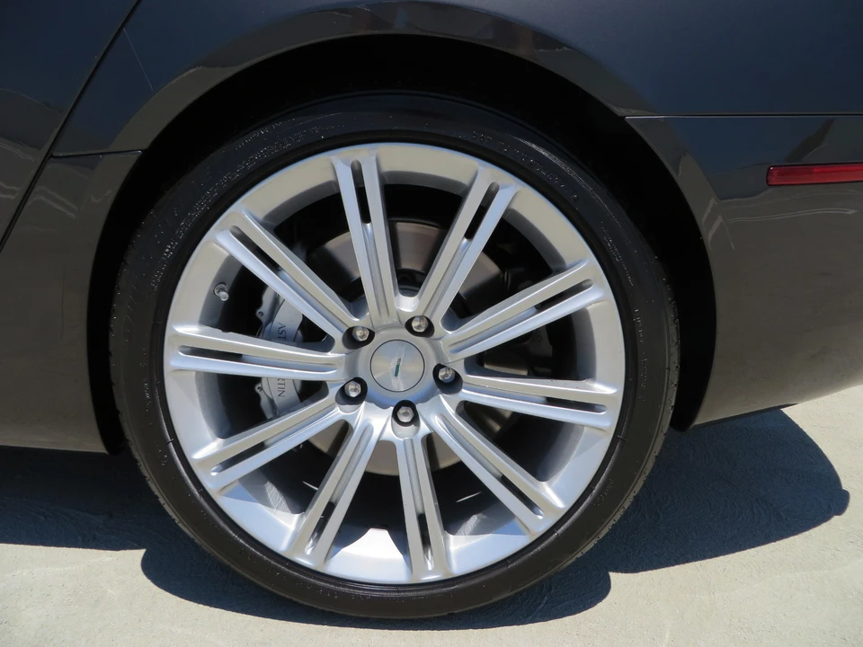 2010 Aston Martin Rapide - Image 29 of 31