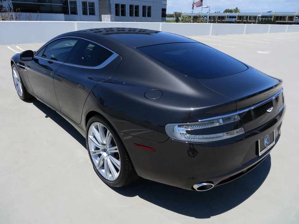 2010 Aston Martin Rapide - Image 17 of 31