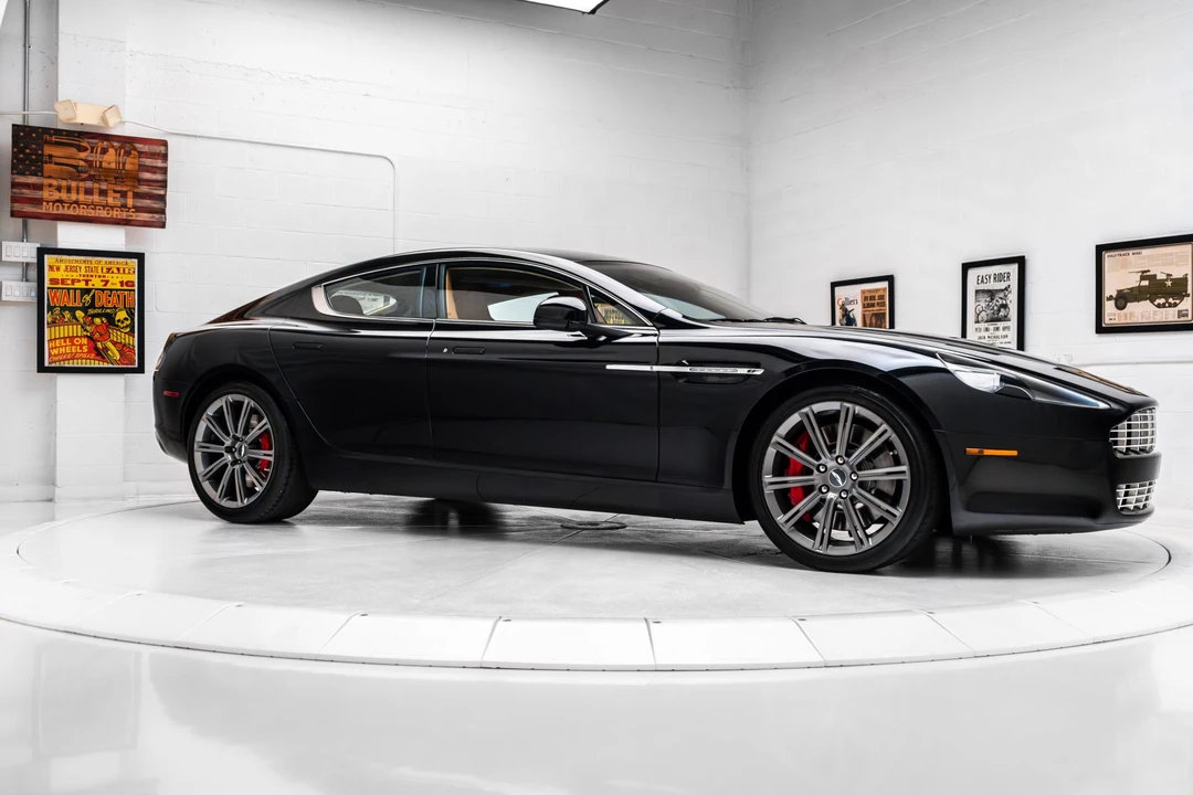 2010 Aston Martin Rapide - Image 12 of 31