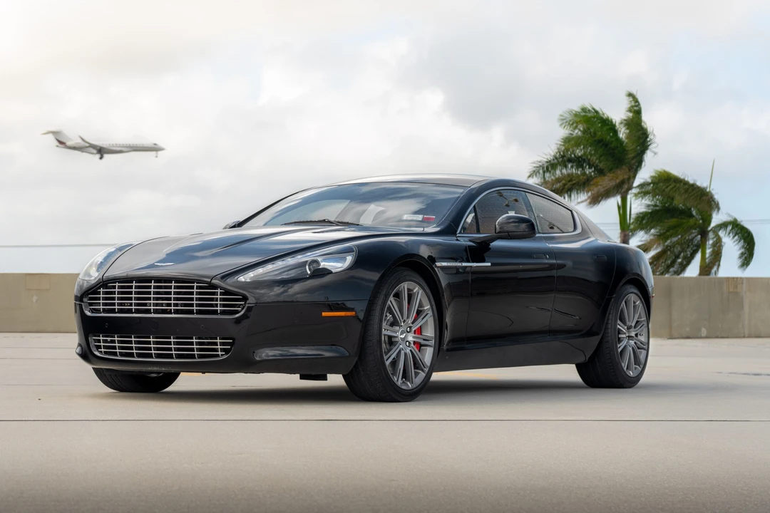 2010 Aston Martin Rapide - Image 28 of 31