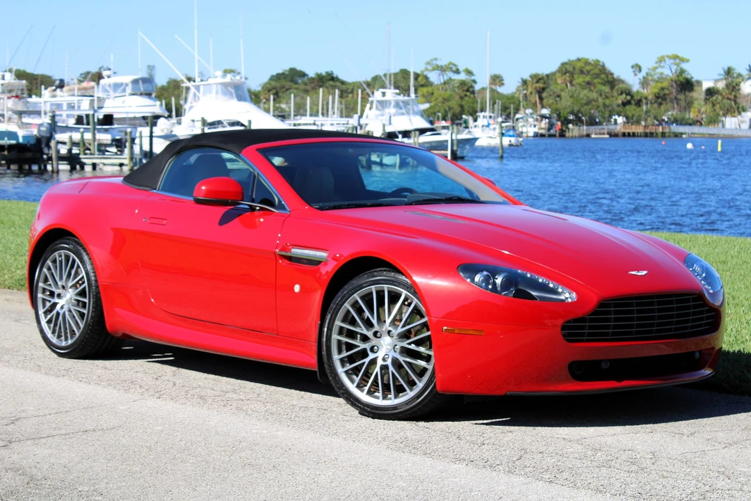 2010 Aston Martin V8 Vantage (2006-2017) - Image 10 of 31