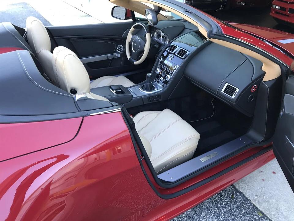 2010 Aston Martin V8 Vantage (2006-2017) - Image 21 of 31