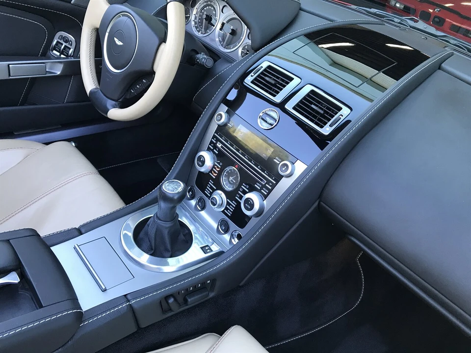 2010 Aston Martin V8 Vantage (2006-2017) - Image 29 of 31