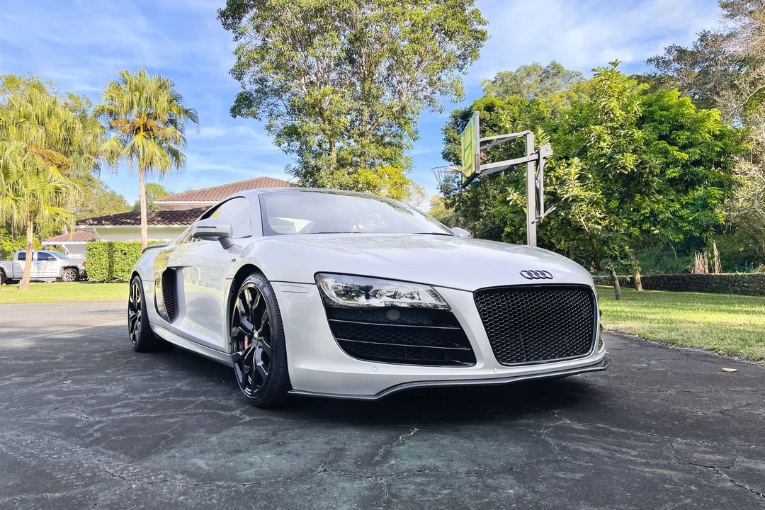2010 Audi 42 R8 - Image 9 of 31