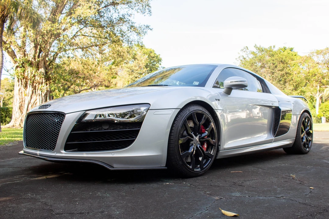 2010 Audi 42 R8 - Image 3 of 31