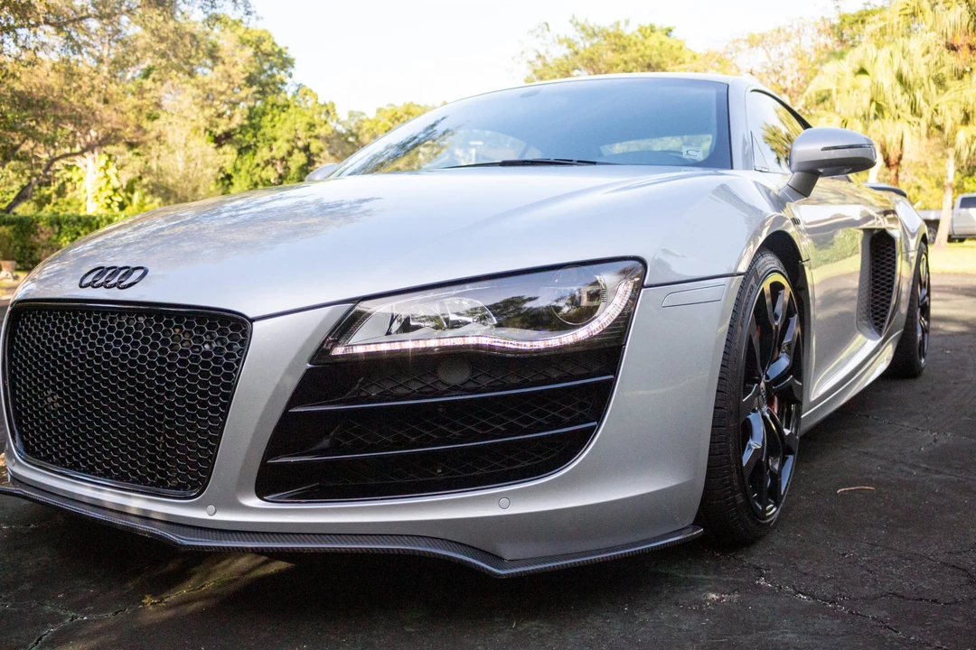 2010 Audi 42 R8 - Image 18 of 31