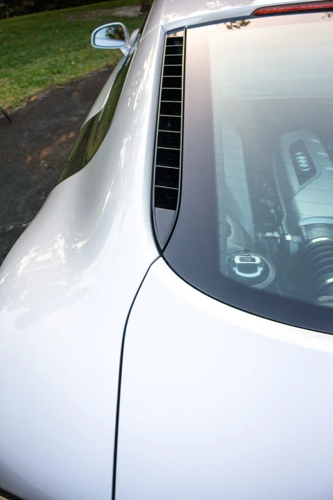 2010 Audi 42 R8 - Image 26 of 31