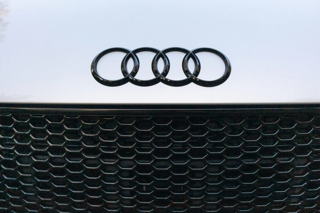 2010 Audi 42 R8 - Image 14 of 31