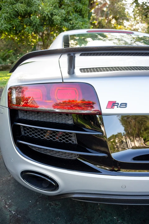 2010 Audi 42 R8 - Image 28 of 31