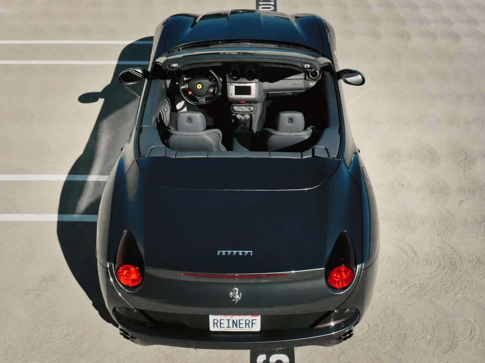 2010 Ferrari California - Image 24 of 31