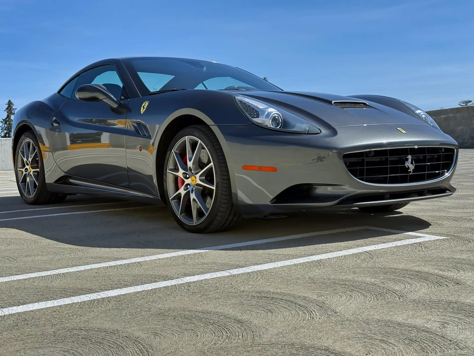 2010 Ferrari California - Image 7 of 31
