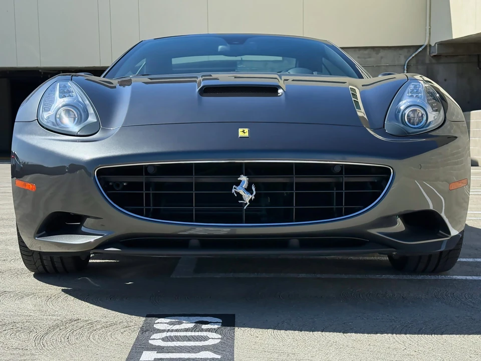2010 Ferrari California - Image 5 of 31