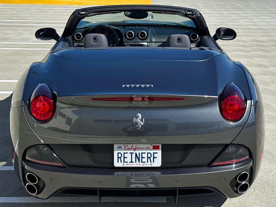 2010 Ferrari California - Image 18 of 31