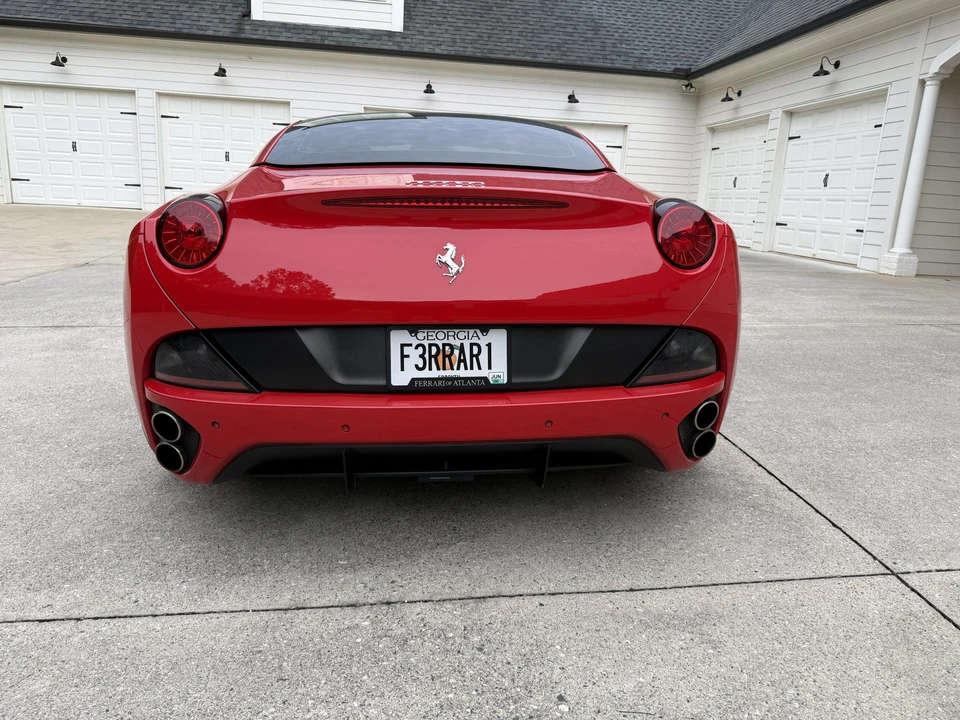 2010 Ferrari California - Image 18 of 31