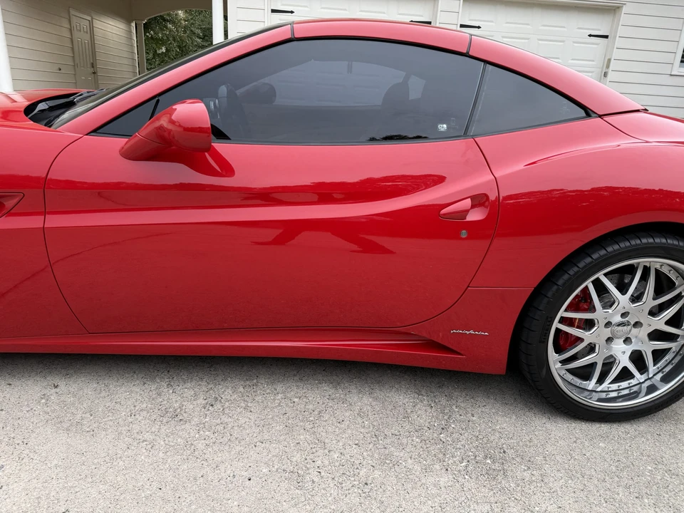 2010 Ferrari California - Image 28 of 31