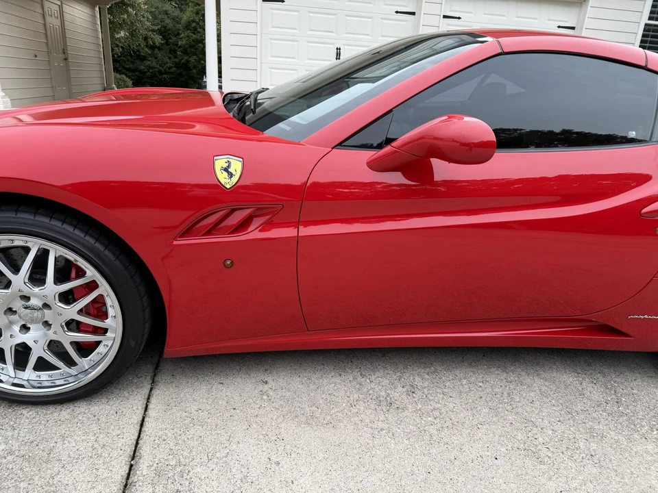 2010 Ferrari California - Image 29 of 31