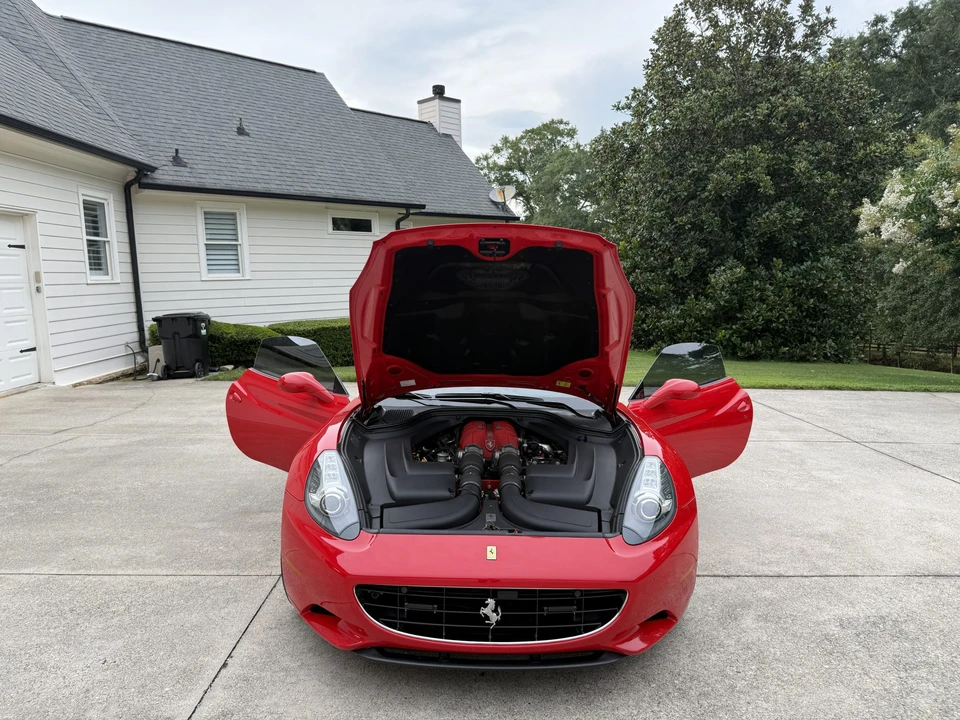 2010 Ferrari California - Image 22 of 31