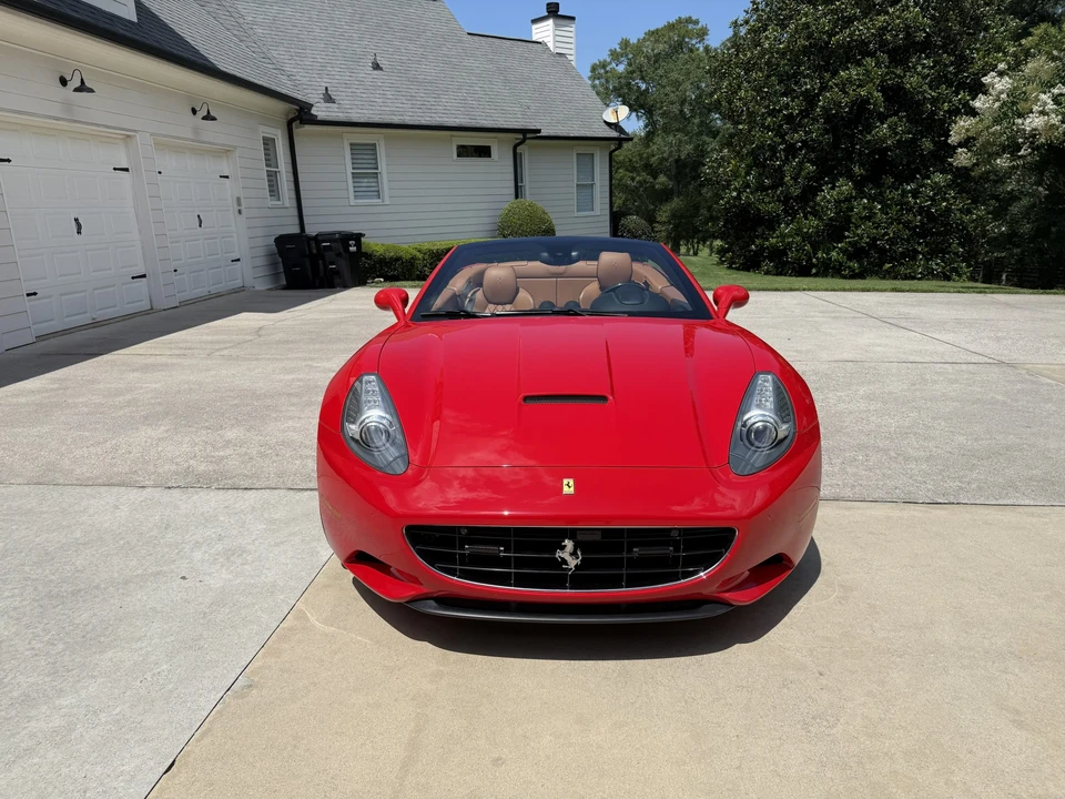 2010 Ferrari California - Image 7 of 31