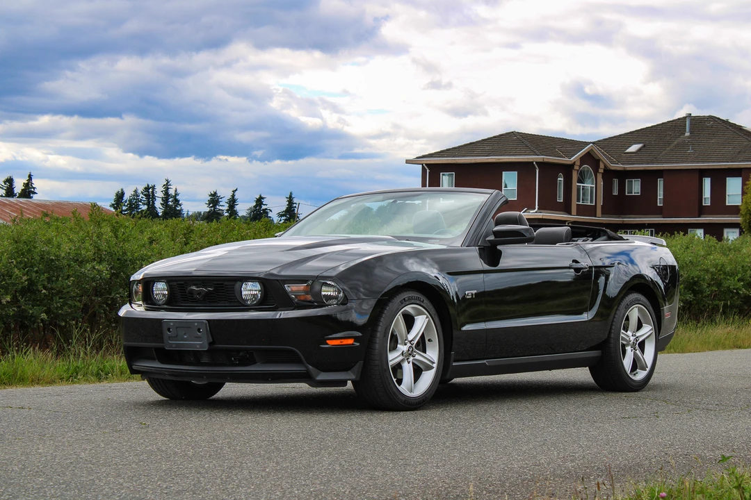 2010 Ford S197 Mustang GT - Image 11 of 31