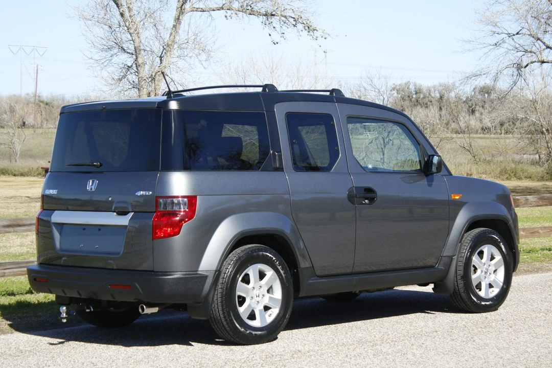 2010 Honda Element - Image 7 of 31