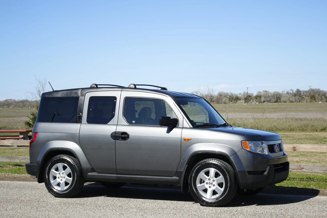 2010 Honda Element - Image 9 of 31