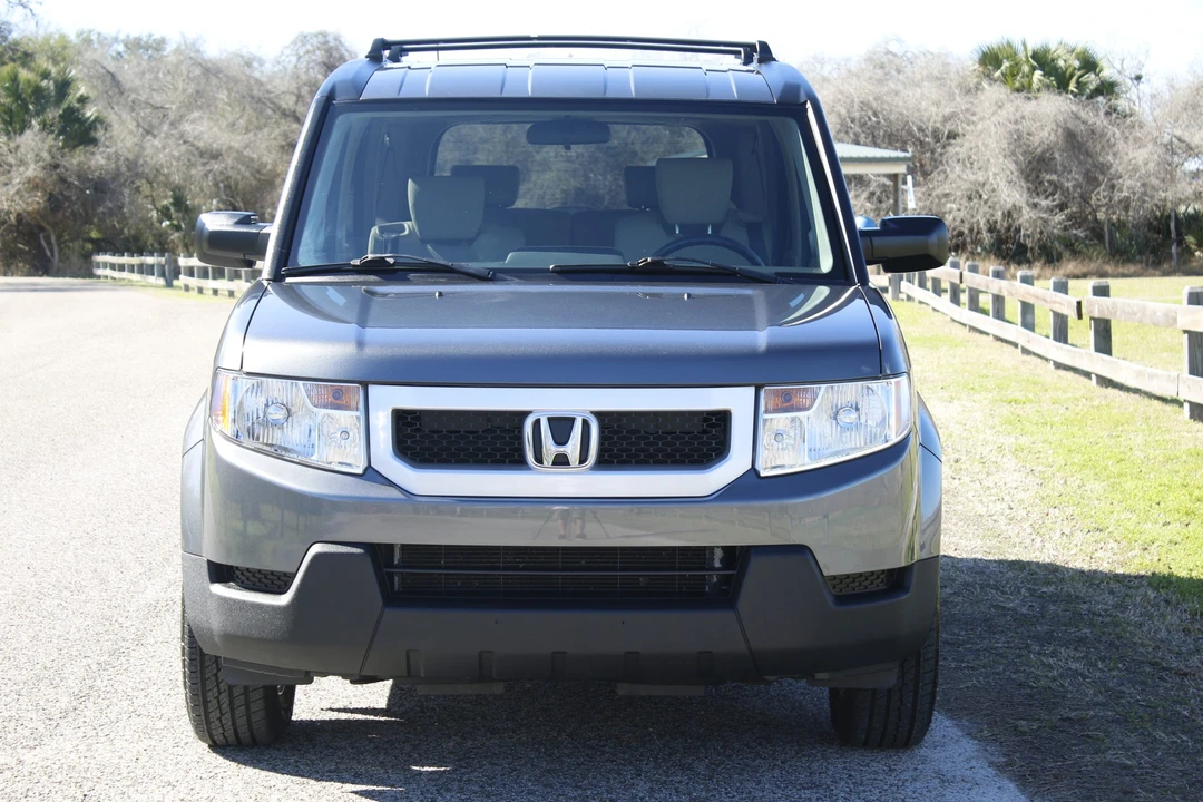 2010 Honda Element - Image 11 of 31