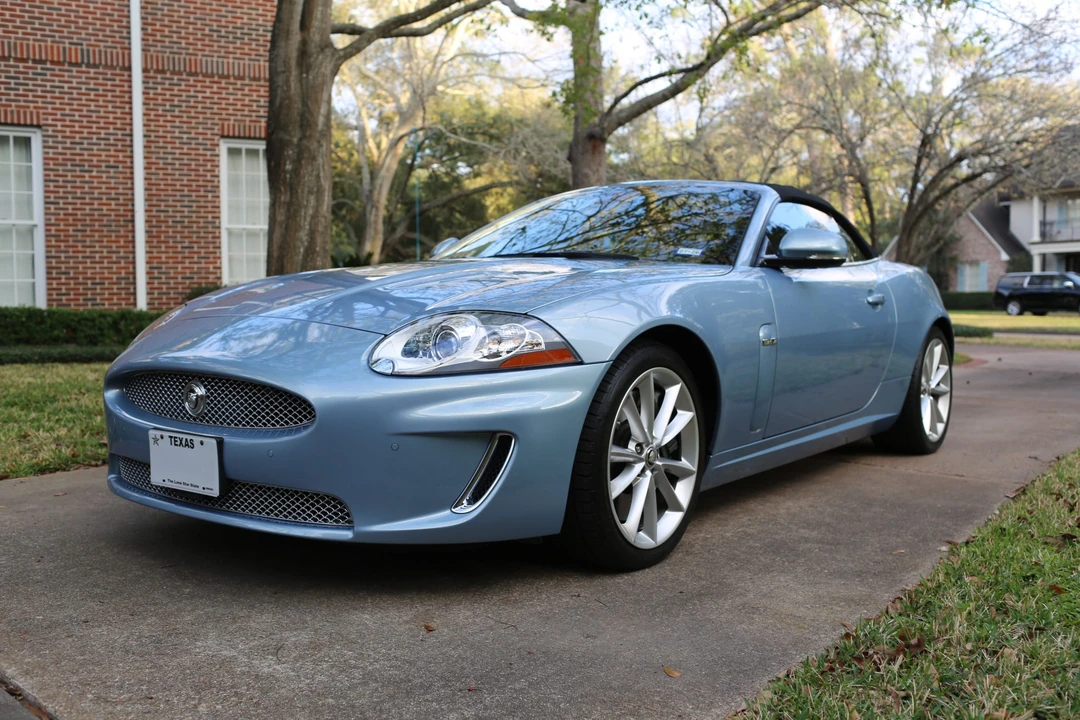 2010 Jaguar X150 XKR - Image 2 of 31