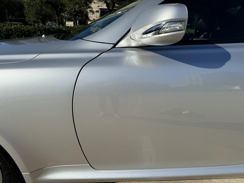 2010 Lexus SC430 - Image 13 of 31