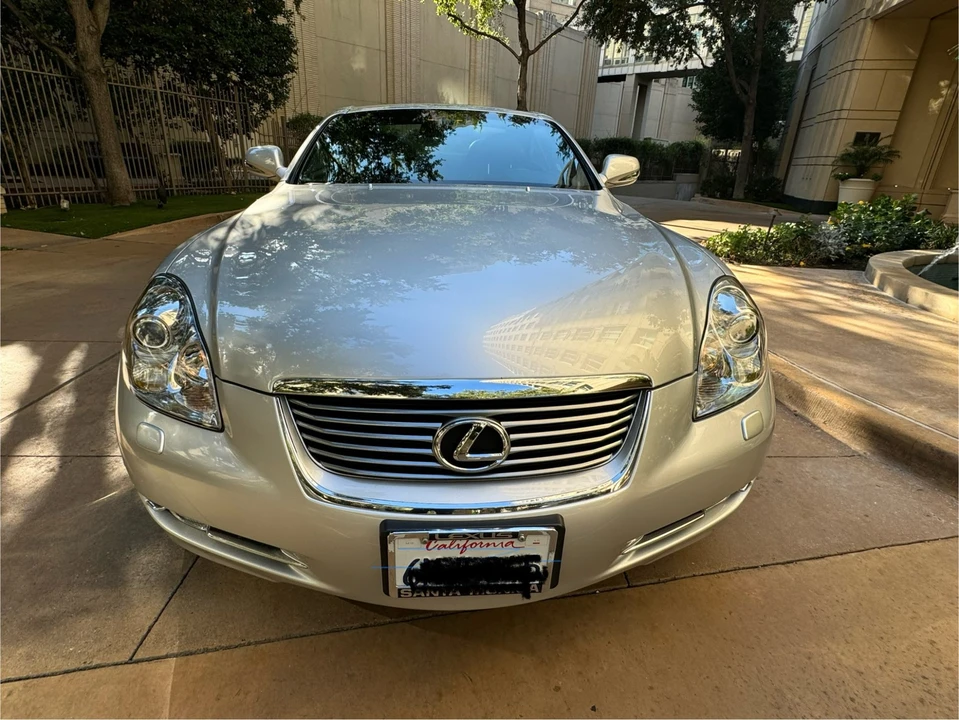 2010 Lexus SC430 - Image 9 of 31