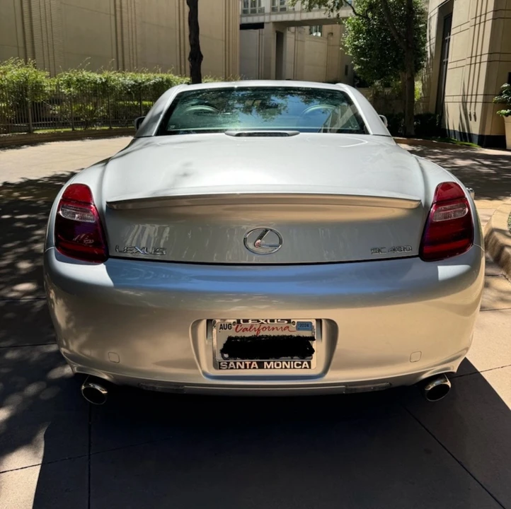 2010 Lexus SC430 - Image 5 of 31