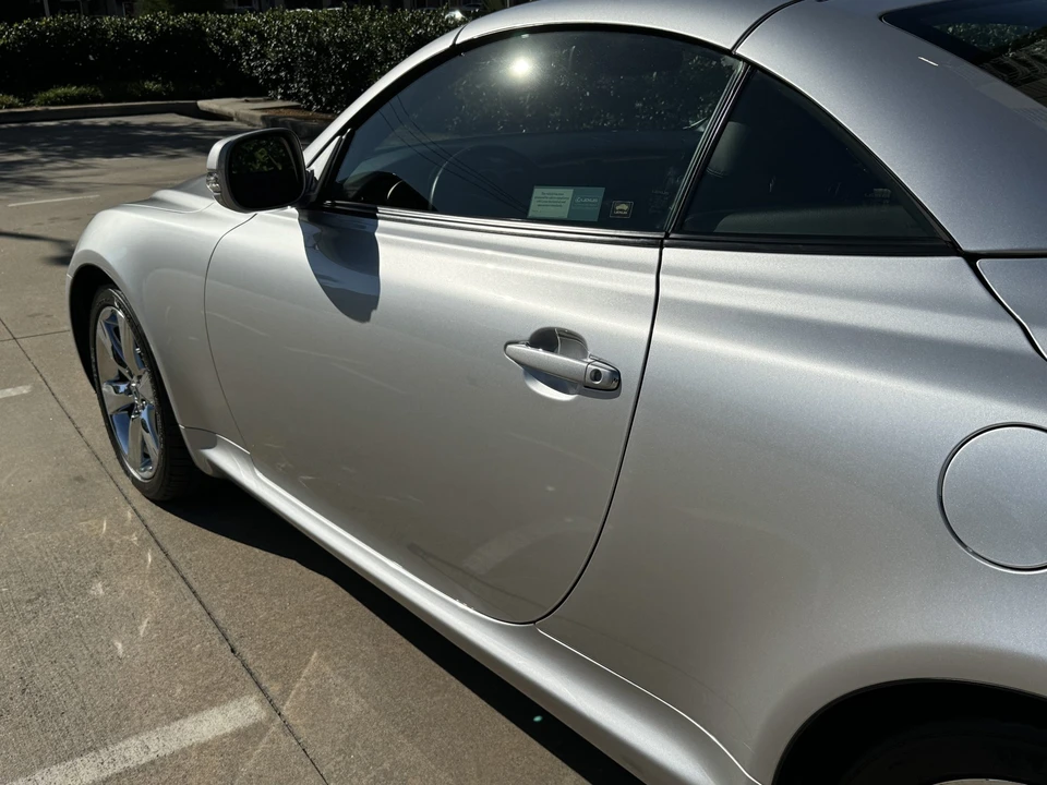 2010 Lexus SC430 - Image 17 of 31