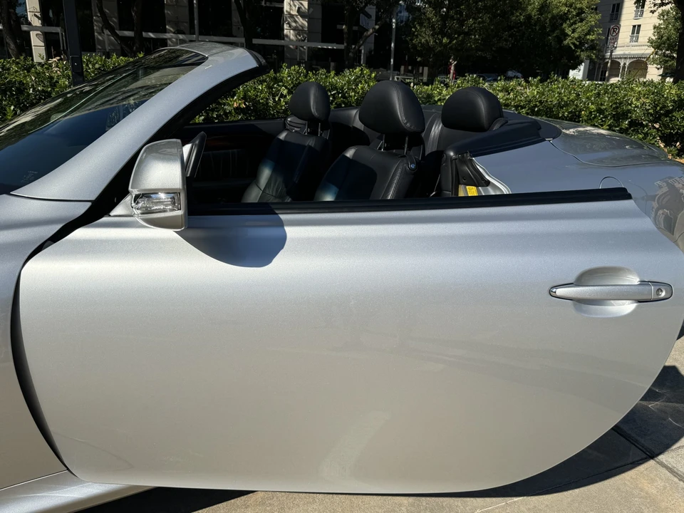 2010 Lexus SC430 - Image 14 of 31