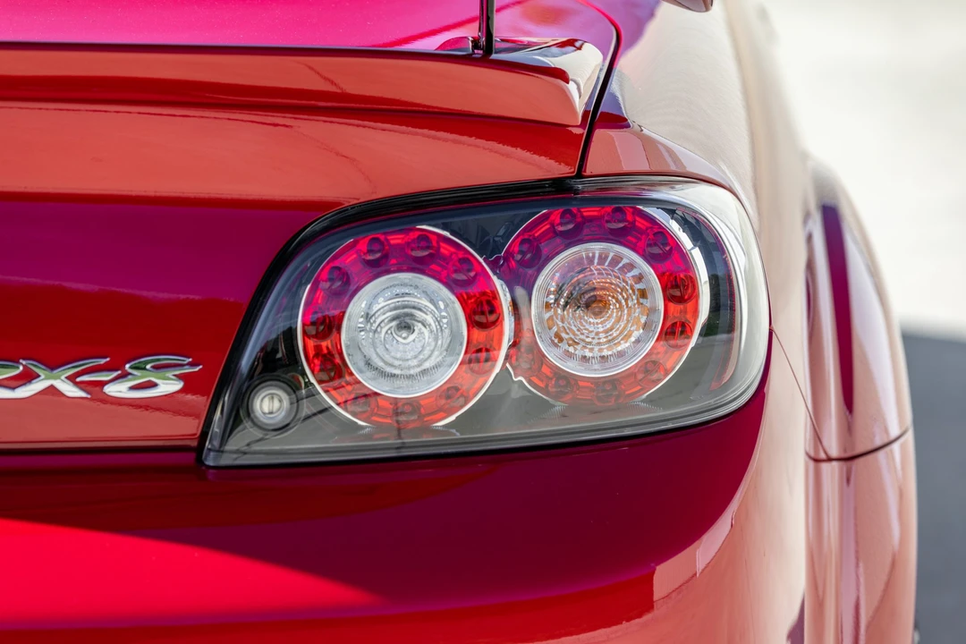 2010 Mazda RX-8 2nd Gen - Image 17 of 31