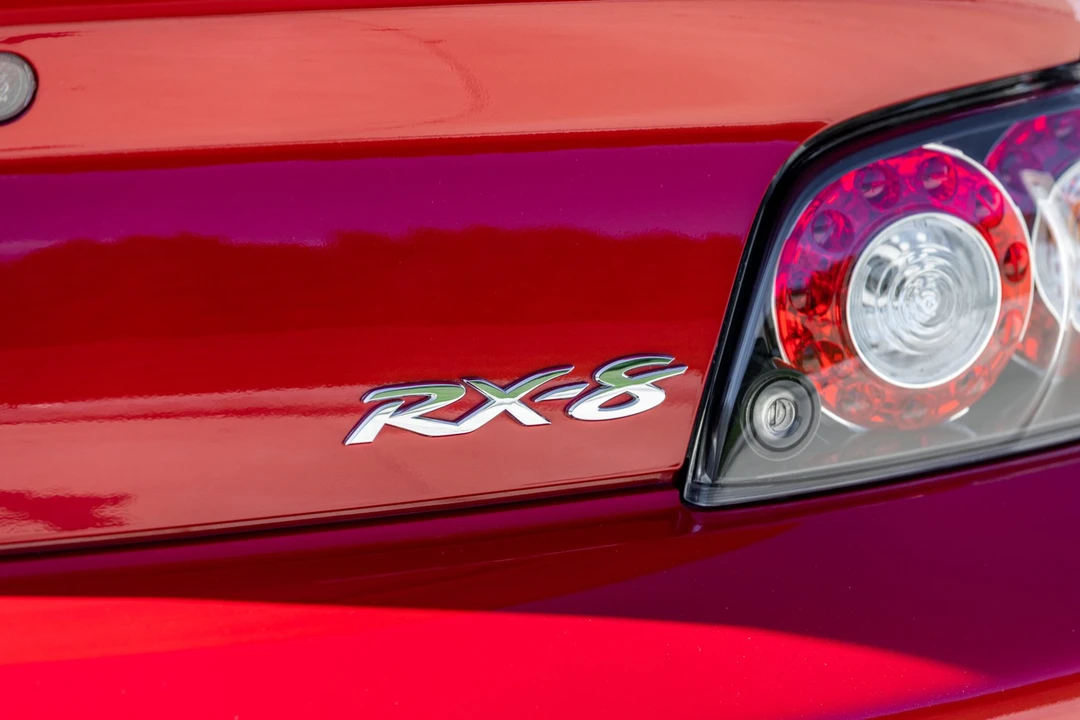 2010 Mazda RX-8 2nd Gen - Image 26 of 31