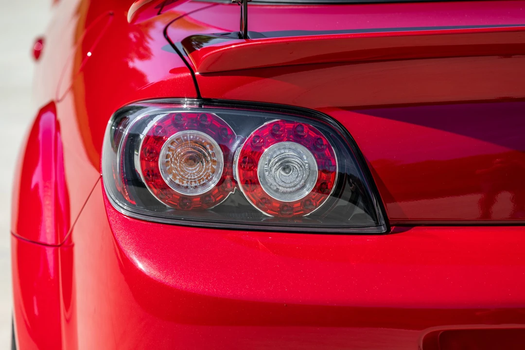 2010 Mazda RX-8 2nd Gen - Image 16 of 31