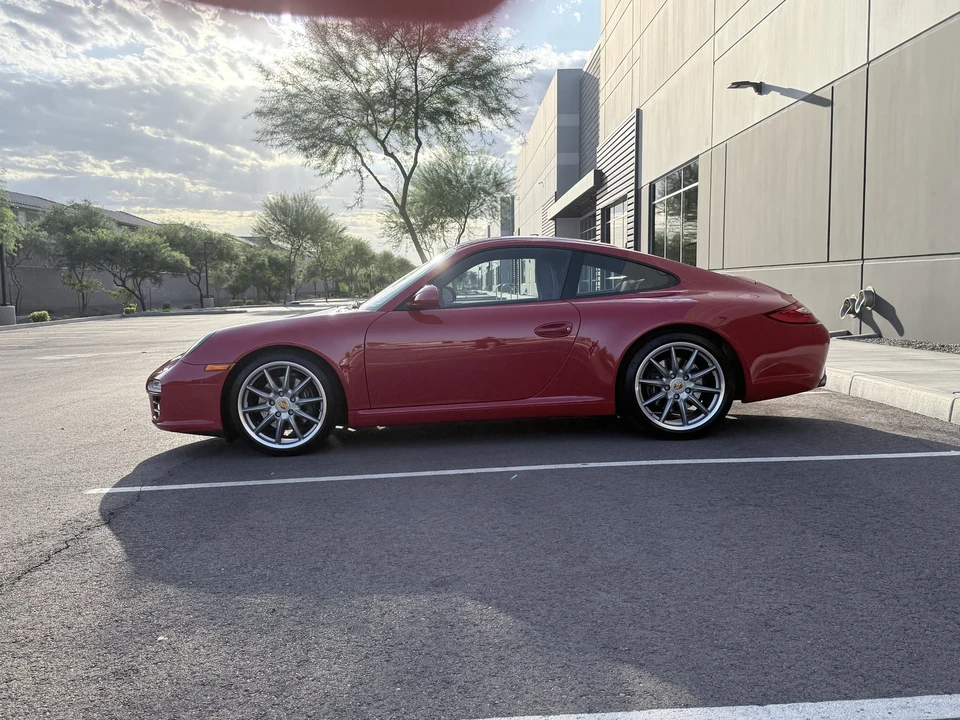 2010 Porsche 997 Carrera - Image 13 of 31