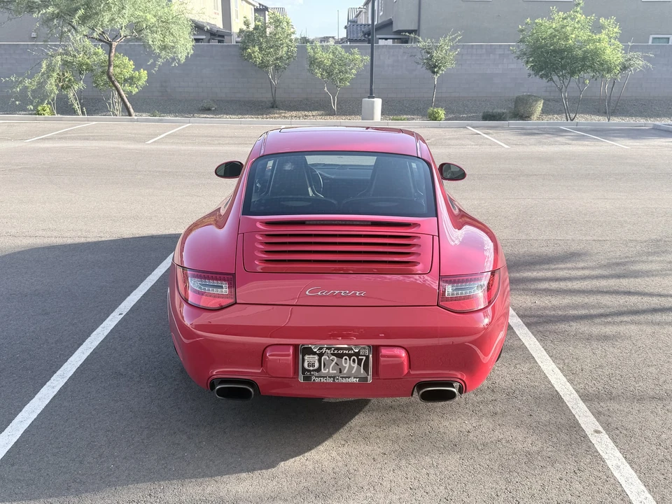 2010 Porsche 997 Carrera - Image 16 of 31