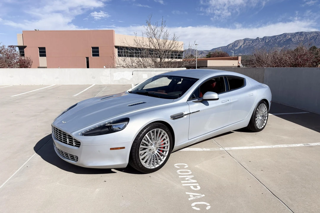 2011 Aston Martin Rapide - Image 2 of 31