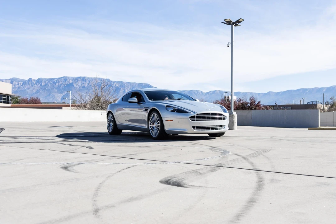 2011 Aston Martin Rapide - Image 13 of 31