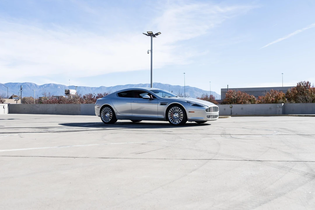2011 Aston Martin Rapide - Image 15 of 31
