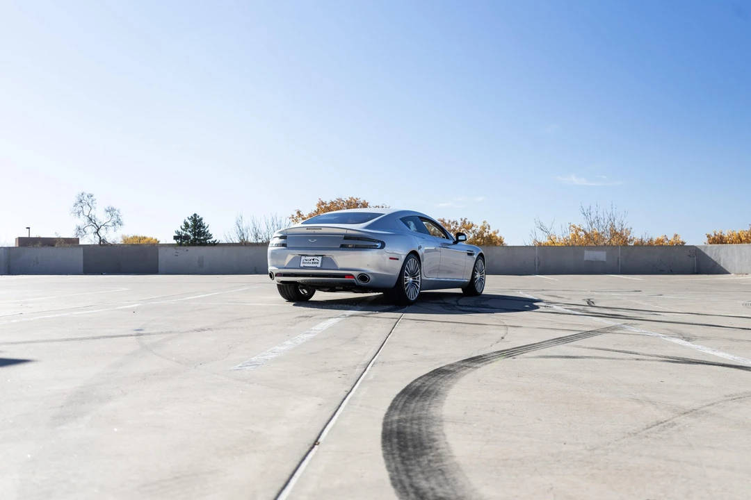 2011 Aston Martin Rapide - Image 19 of 31
