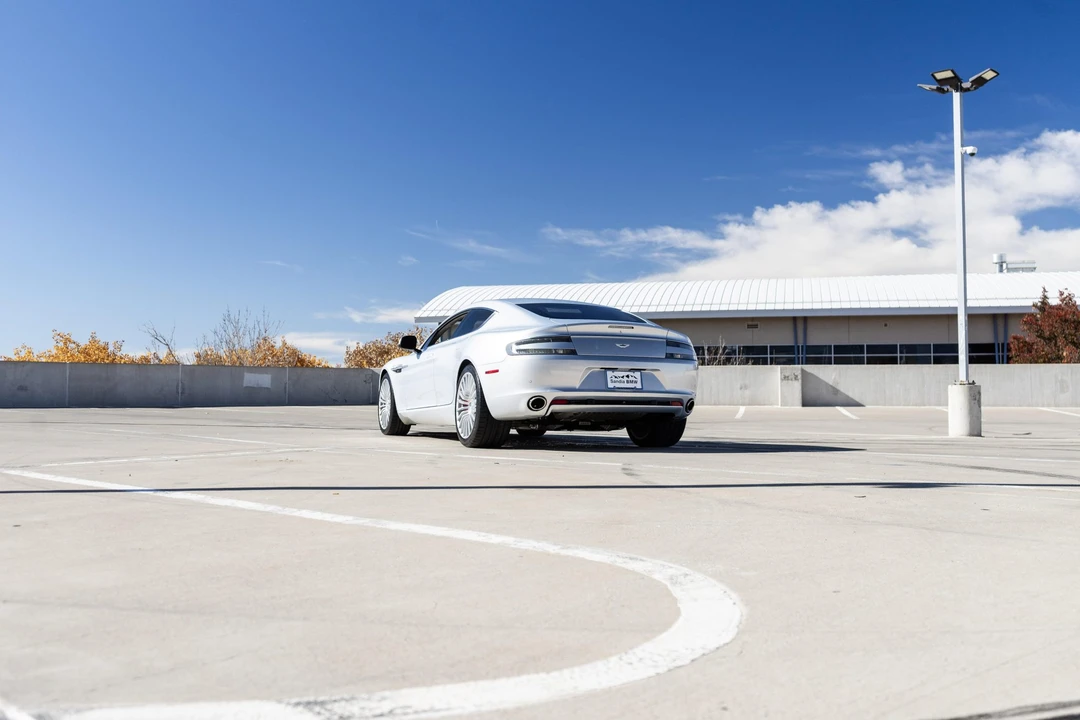 2011 Aston Martin Rapide - Image 22 of 31