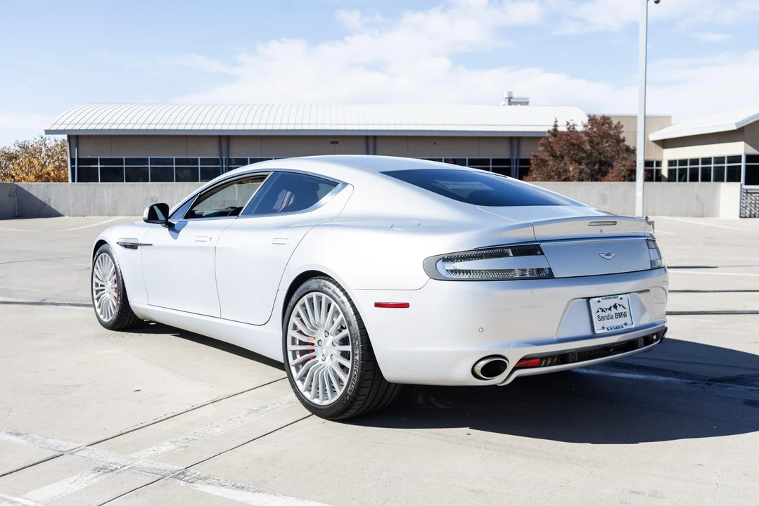 2011 Aston Martin Rapide - Image 9 of 31