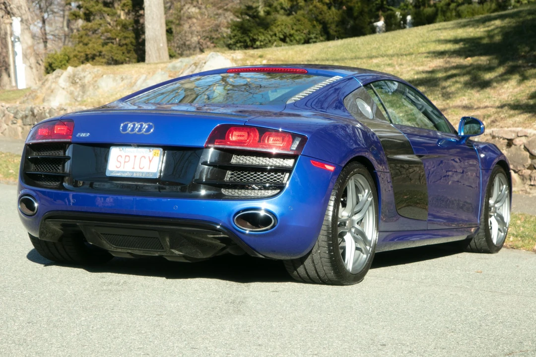 2011 Audi 42 R8 - Image 8 of 31