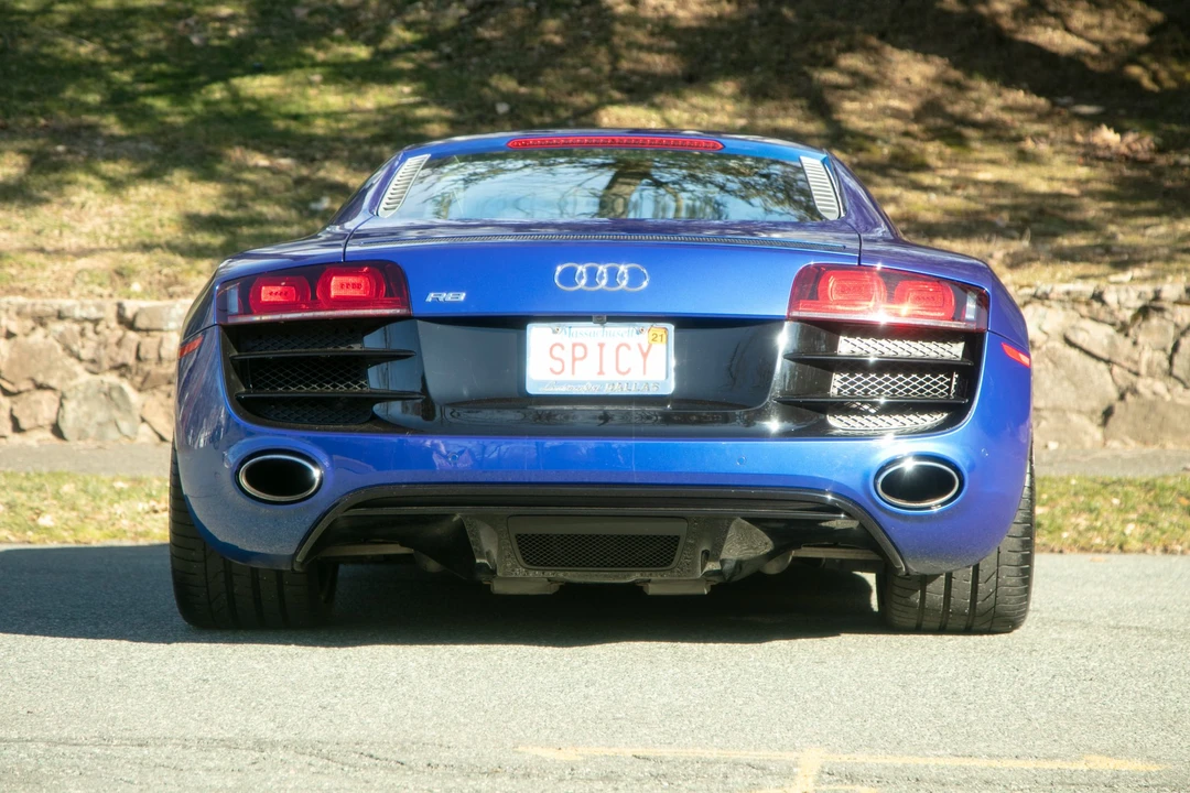 2011 Audi 42 R8 - Image 6 of 31