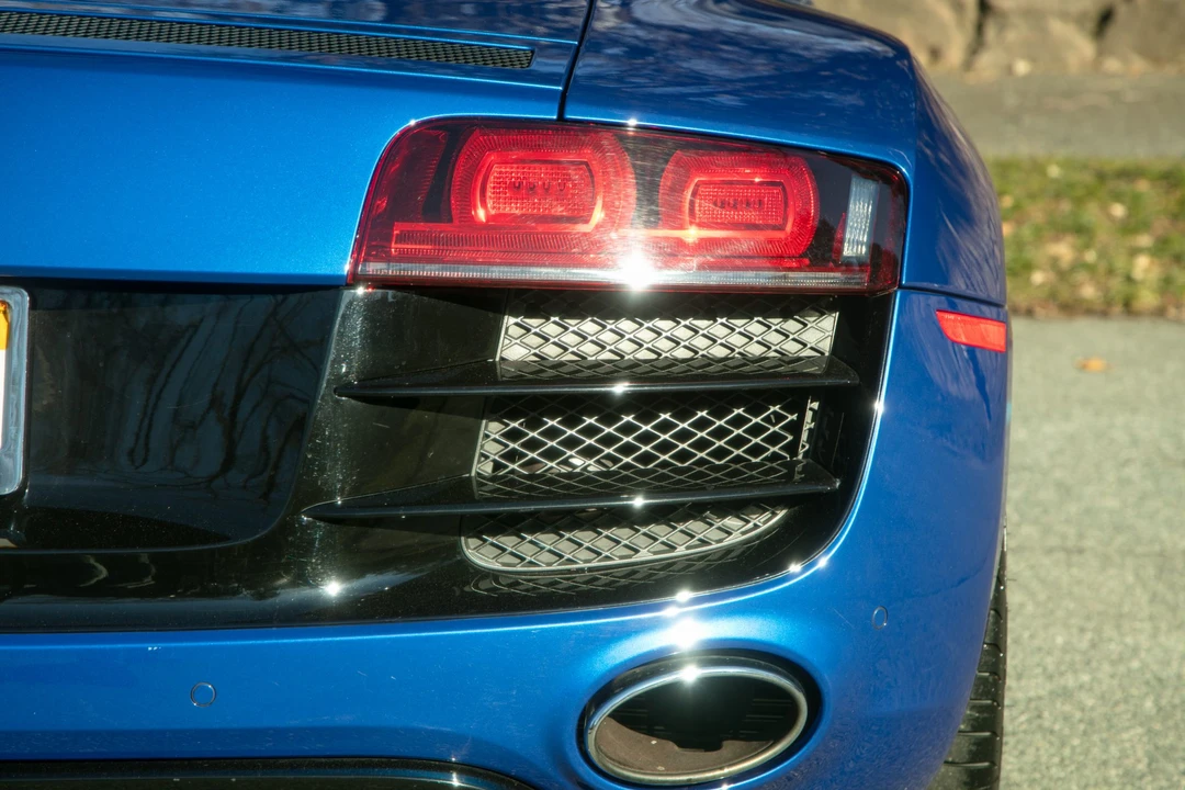2011 Audi 42 R8 - Image 14 of 31