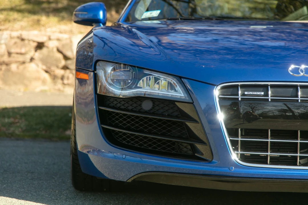 2011 Audi 42 R8 - Image 11 of 31